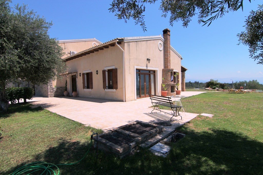 Villa in Corfu, Peloponnese, Western Greece and the Ionian, Greece 3 - 14565655