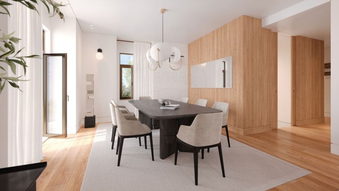 Condo/Apartment T3 For Sale In Estoril, Lisbon, Portugal For Sale