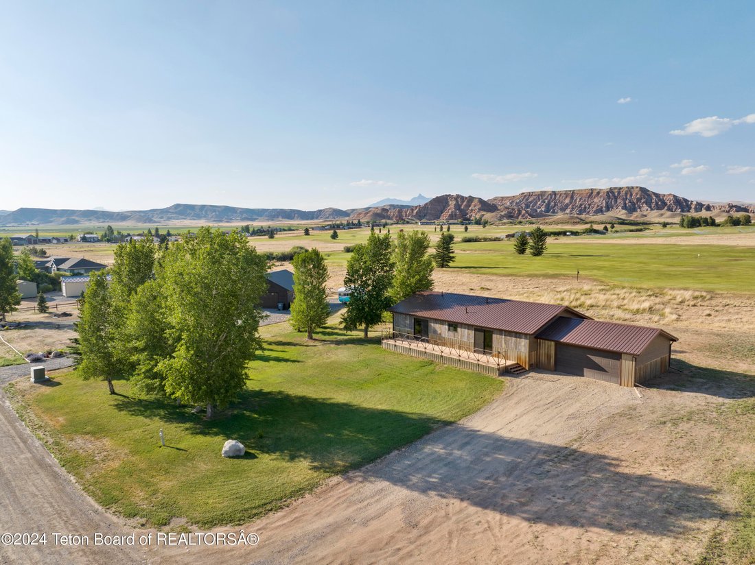 House in Dubois, Wyoming, United States 5 - 14566549