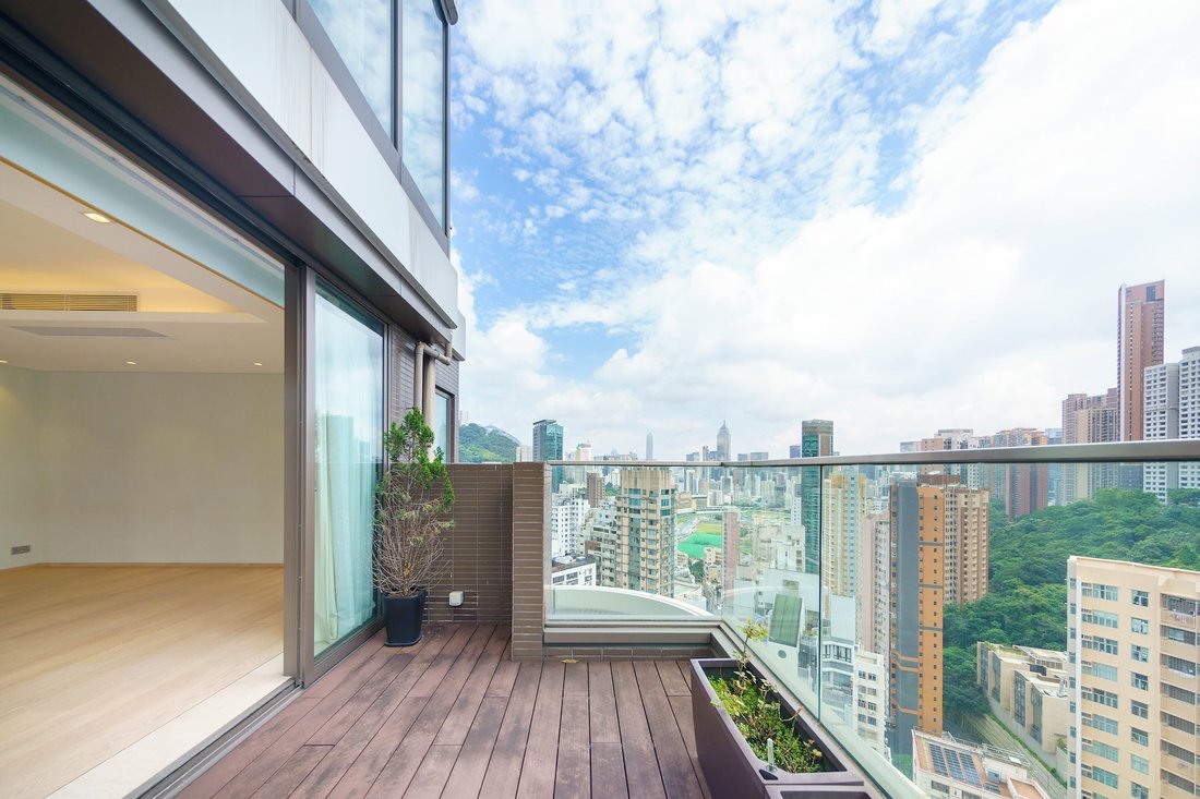 Apartment in Happy Valley, Hong Kong 1 - 14564385