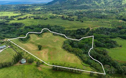 Land in Kilauea, Hawaii, United States 1