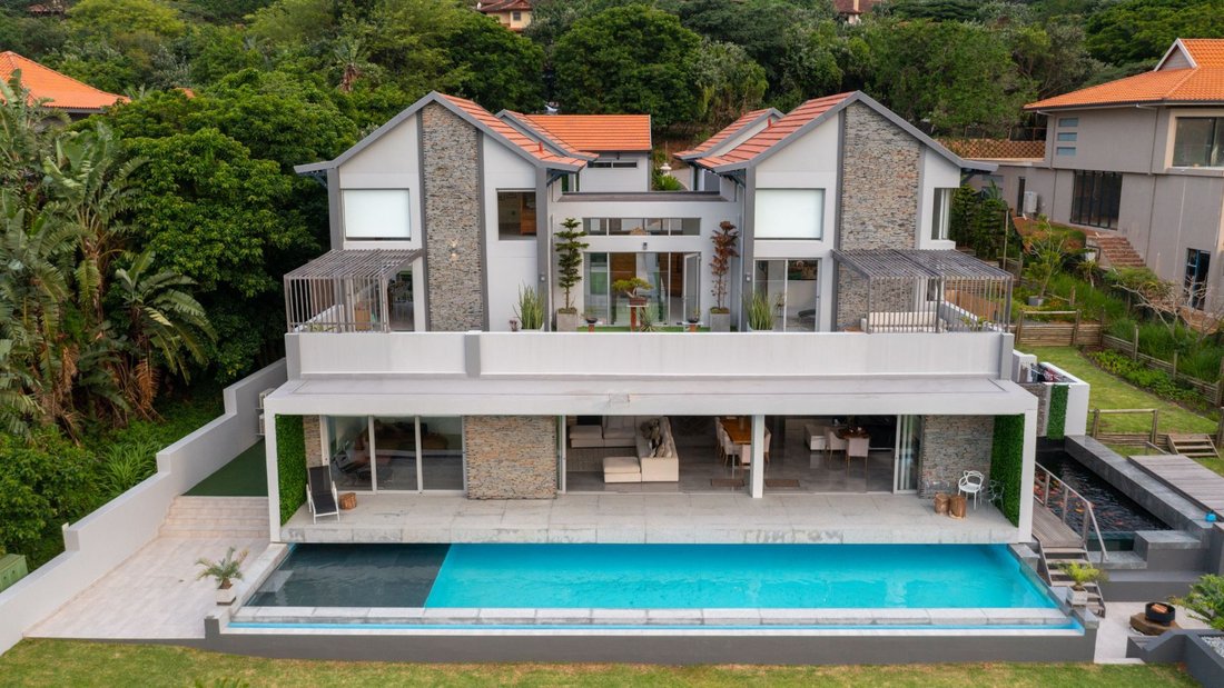House in Dolphin Coast, KwaZulu-Natal, South Africa 2 - 14570260