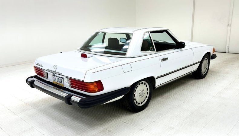 Cabriolet in Morgantown, United States 5 - 14570062