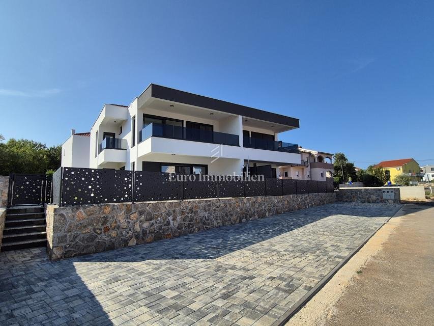 House in Malinska, Primorje-Gorski Kotar County, Croatia 1 - 14570065