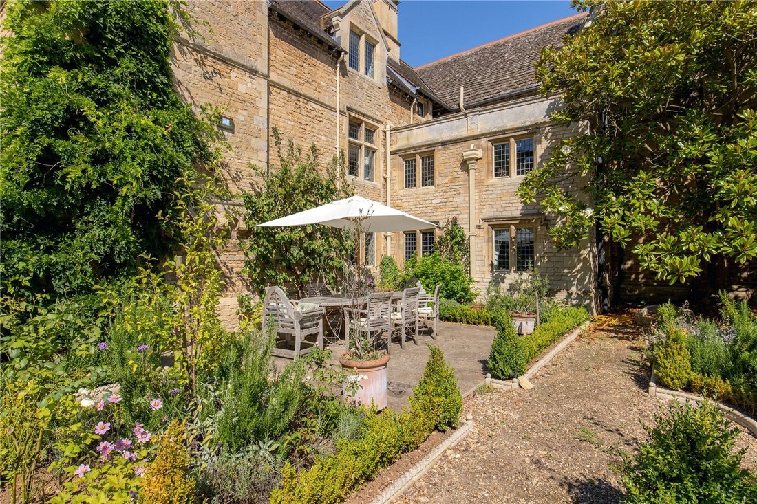 House in Brigstock, England 3 - 14569613