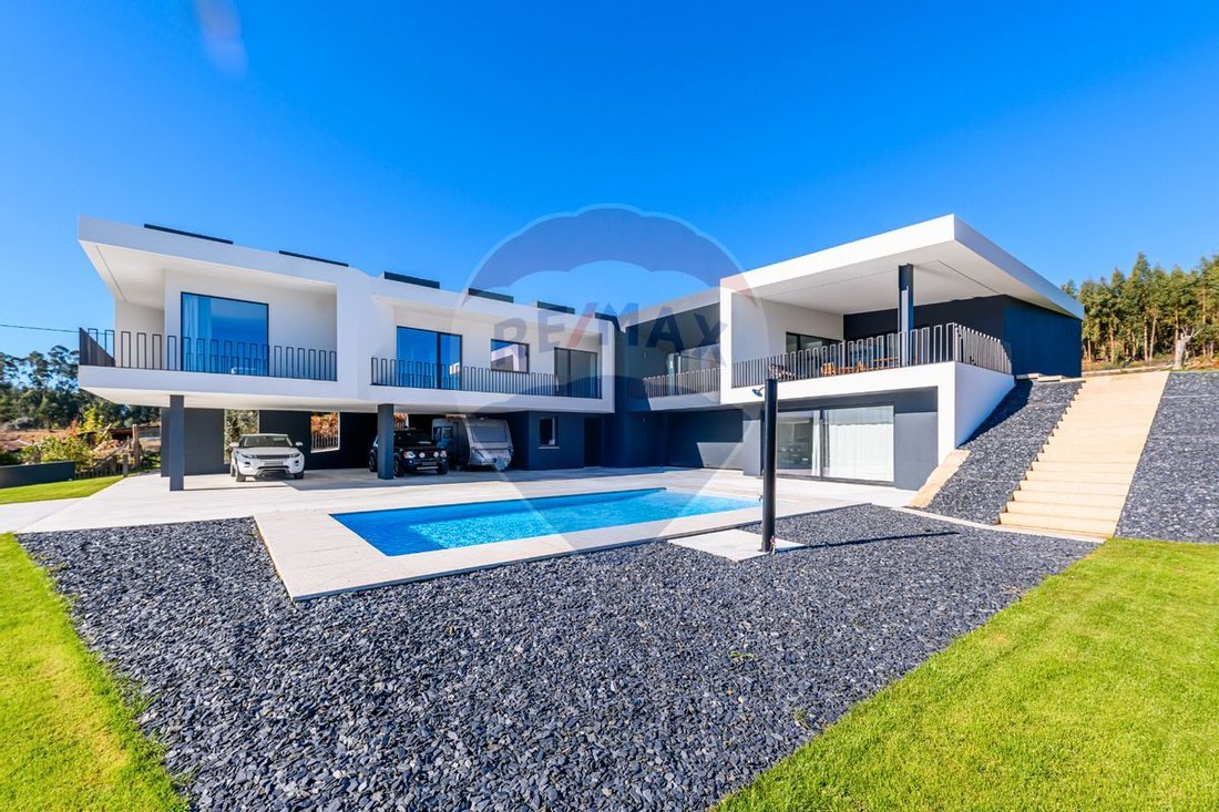 House in Canedo de Basto e Corgo, Braga, Portugal 1 - 14569857