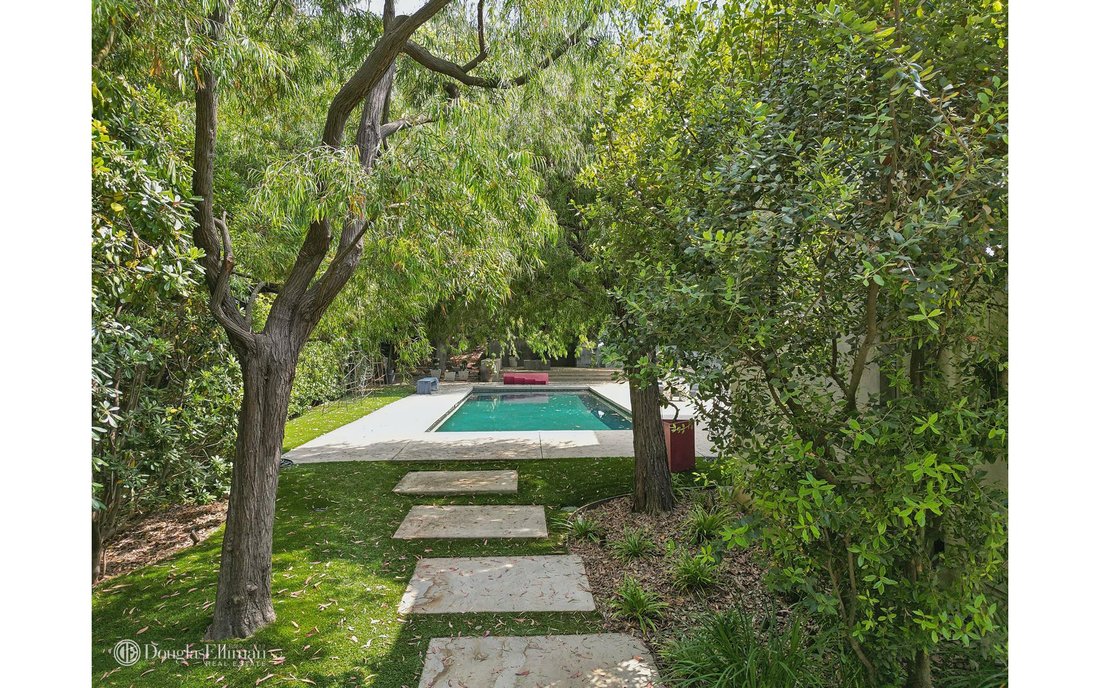 House Los Angeles In Los Angeles, California, United States For Sale