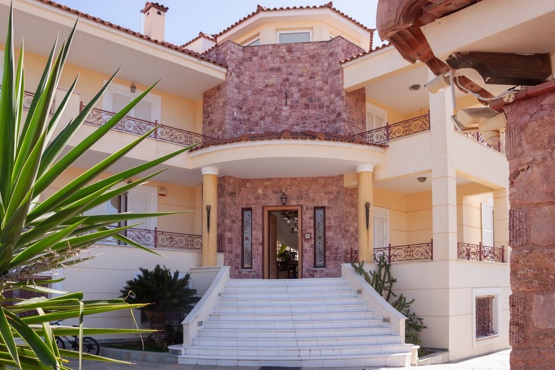 House in Vari, Attica, Greece 2 - 14570070
