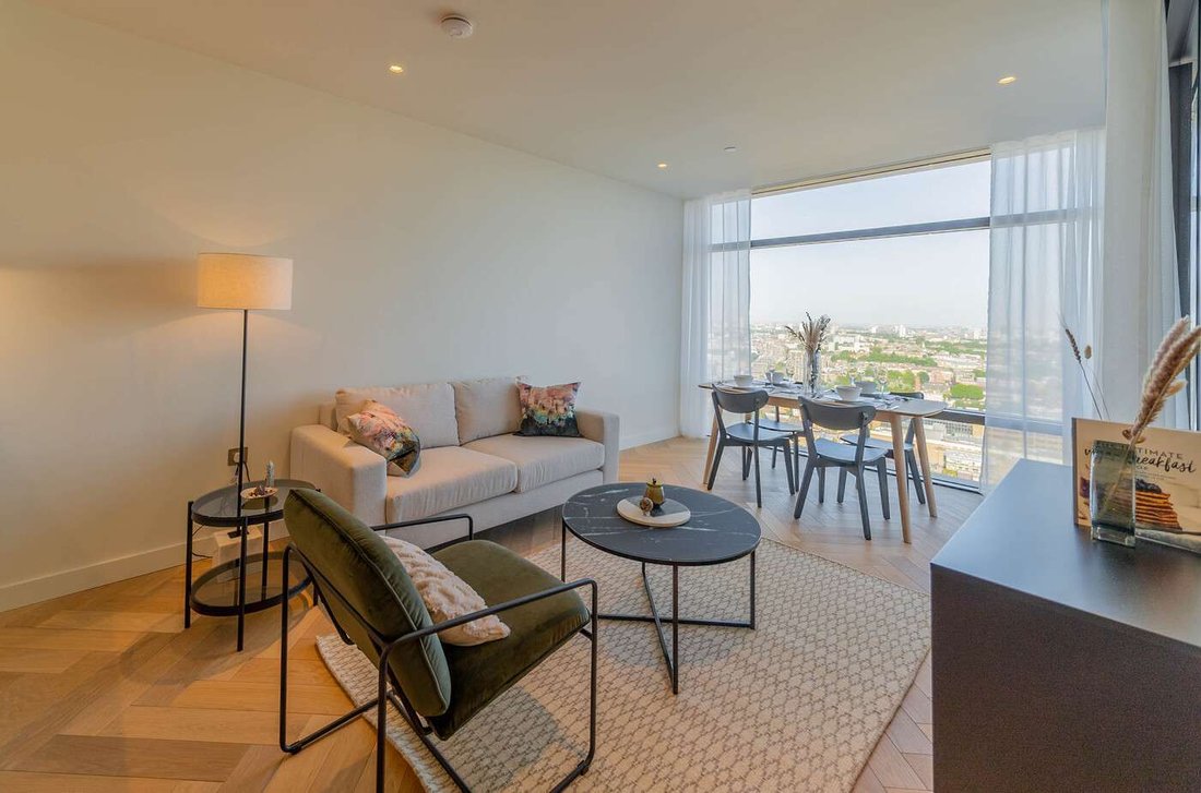 Apartment in EC2, Islington, England 4 - 14568781