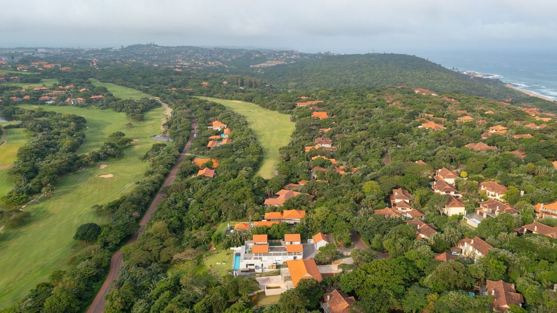 House in Dolphin Coast, KwaZulu-Natal, South Africa 3 - 14570260