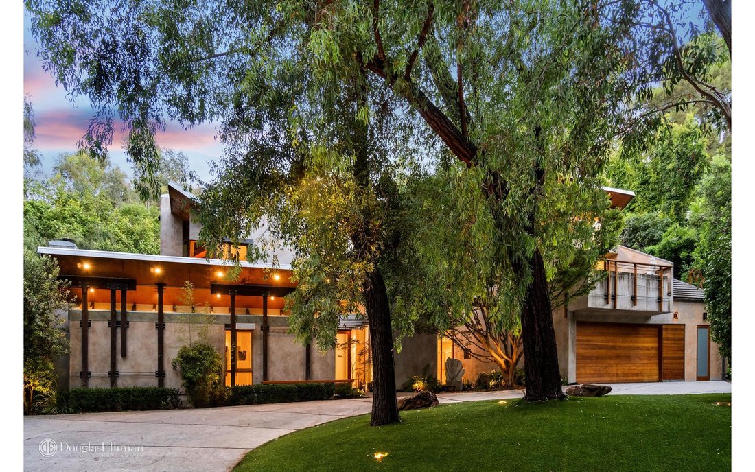 House Los Angeles In Los Angeles, California, United States For Sale