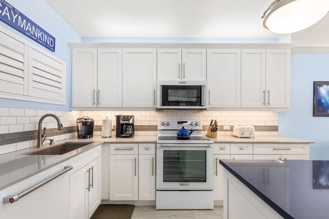Condo in West Bay, West Bay, Cayman Islands 4 - 14572695