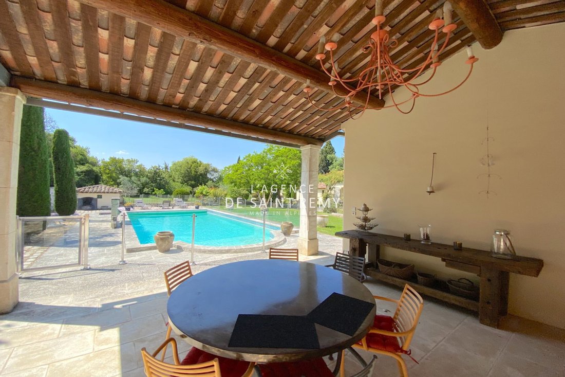 Villa in Saint-Rémy-de-Provence, Provence-Alpes-Côte d'Azur, France 3 - 14569517