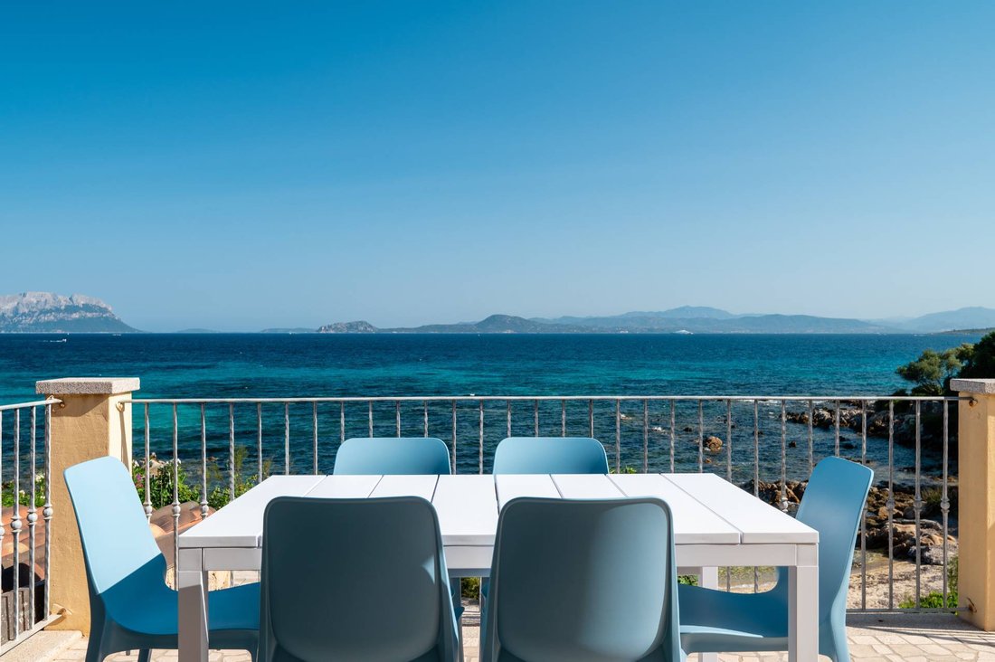 Villa in Golfo Aranci, Sardinia, Italy 3 - 14571220