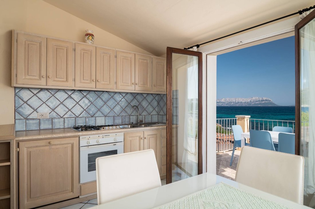 Villa in Golfo Aranci, Sardinia, Italy 4 - 14571220