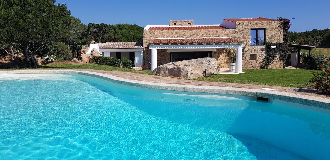 Villa in Marina di Porto Cervo, Porto Cervo, Italy 1 - 11176986