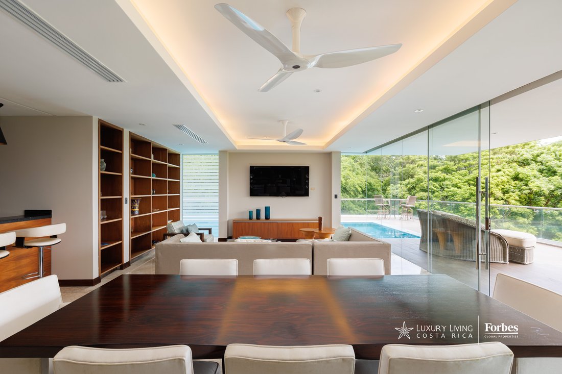 Apartment in Playa Herradura, Puntarenas Province, Costa Rica 1 - 14570671