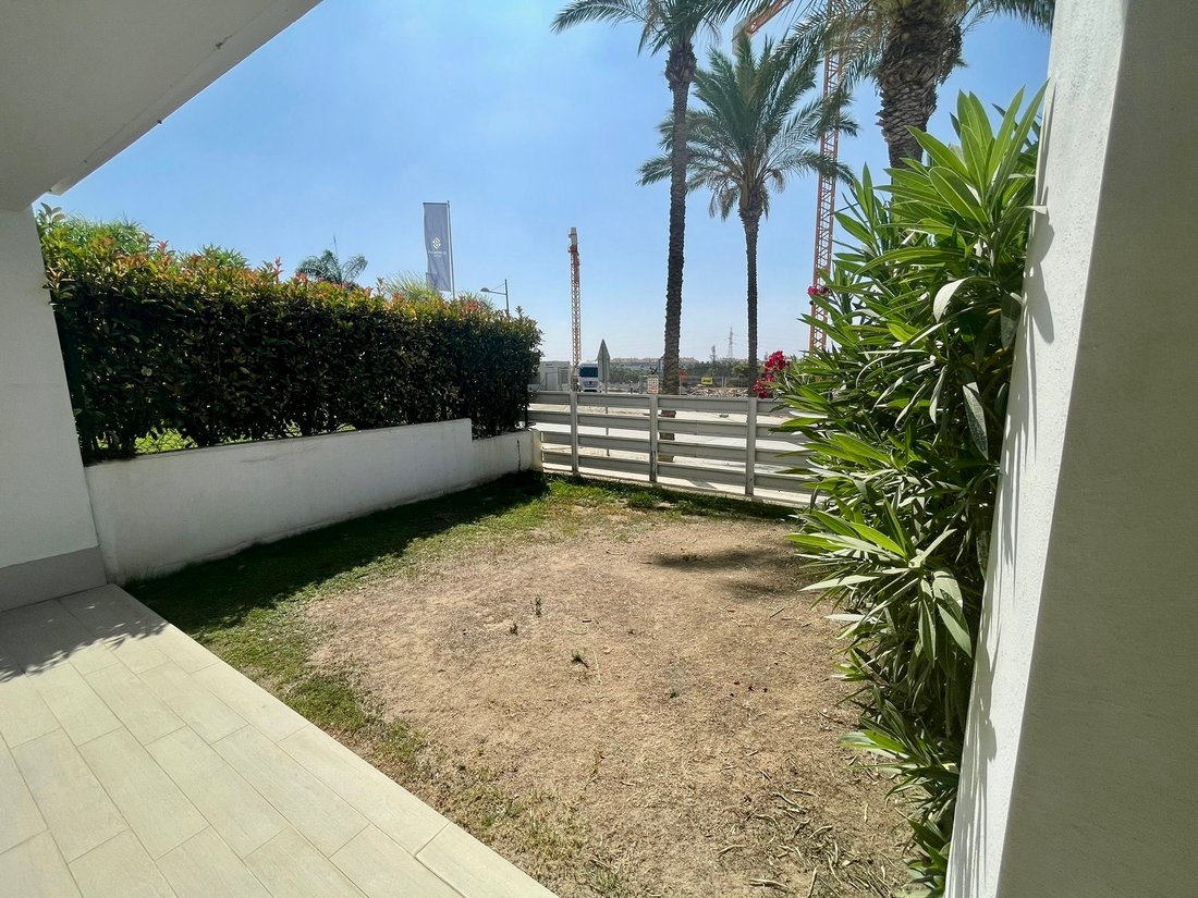 Apartment in Cancelada, Estepona, Andalusia 1 - 14572979