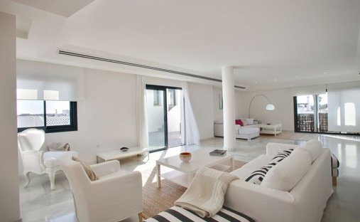 Wohnung in Sotogrande, San Roque, Andalusien 1