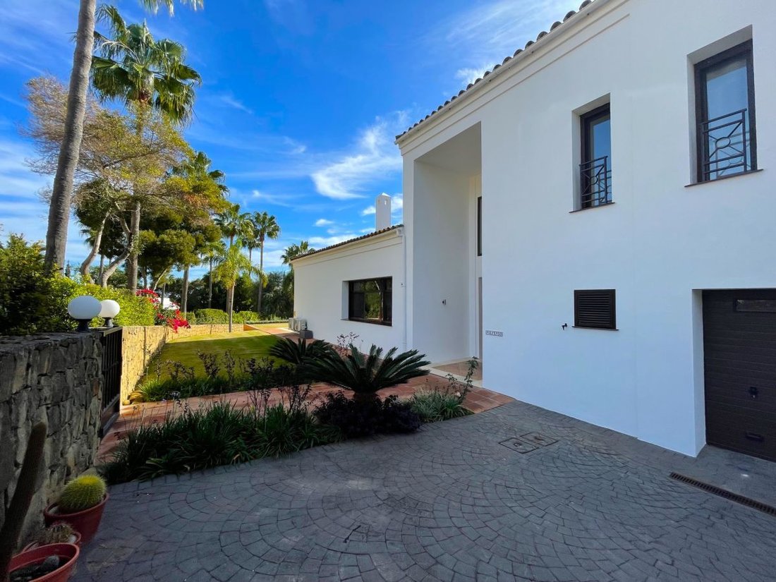Villa in Sotogrande, San Roque, Andalusia 3 - 14573201