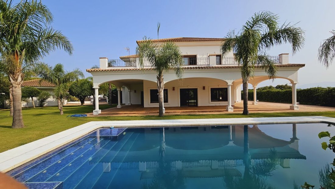 Villa in Sotogrande, San Roque, Andalusia 4 - 14573185