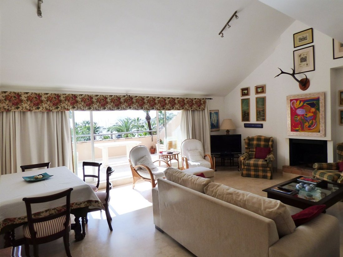 Wohnung in Sotogrande, San Roque, Andalusien 4 - 14573155