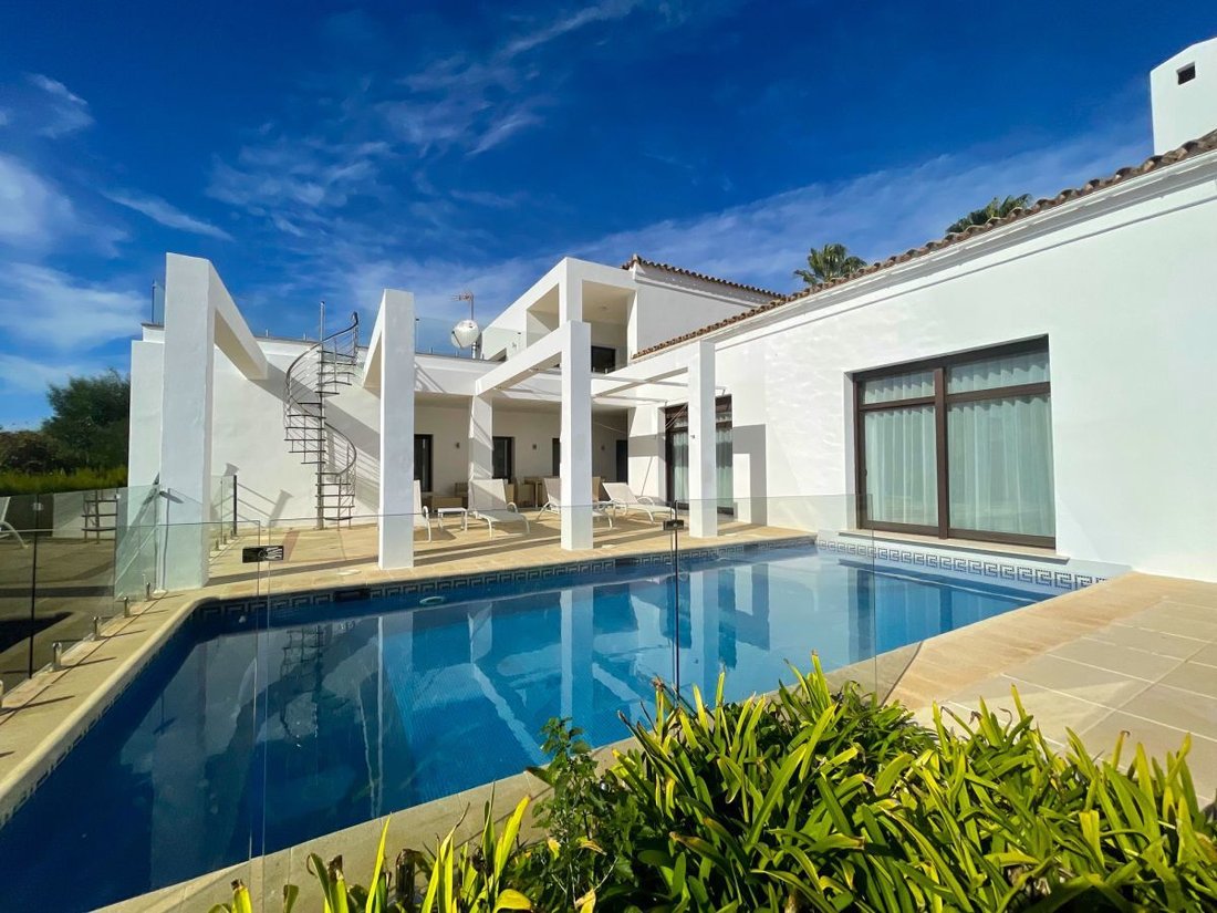 Villa in Sotogrande, San Roque, Andalusia 1 - 14573201