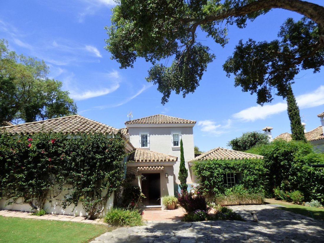 Villa in Sotogrande, San Roque, Andalusia 1 - 14573172