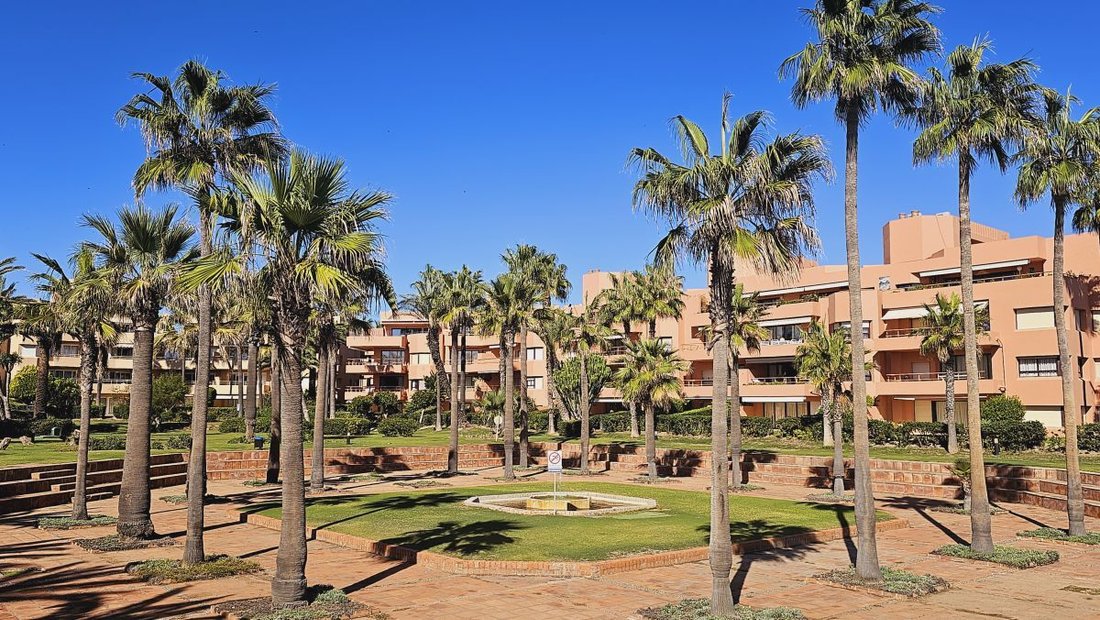 Apartment in Sotogrande, San Roque, Andalusia 2 - 14573235