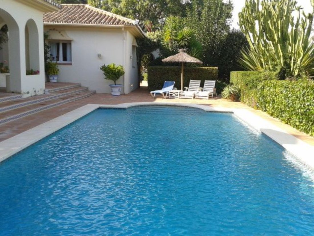 Villa in Sotogrande, San Roque, Andalusia 1 - 14573166
