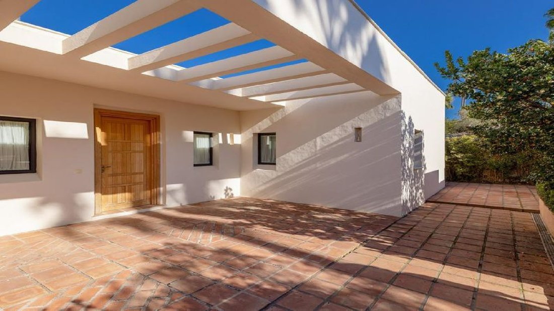 Villa in Sotogrande, San Roque, Andalusia 4 - 14573239