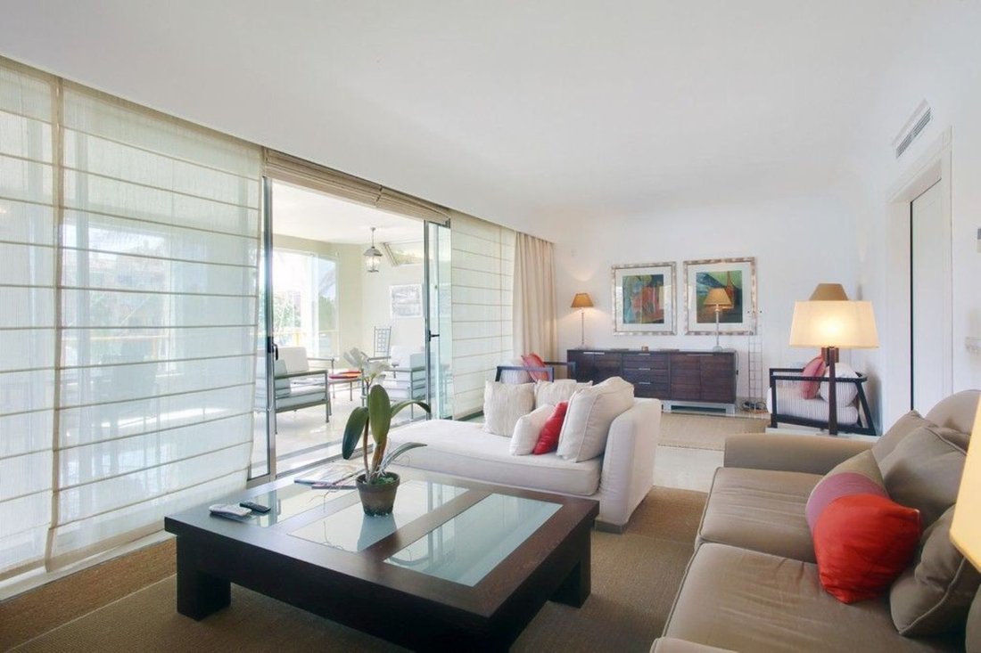 Appartamento a Sotogrande, San Roque, Andalusia 1 - 14573170