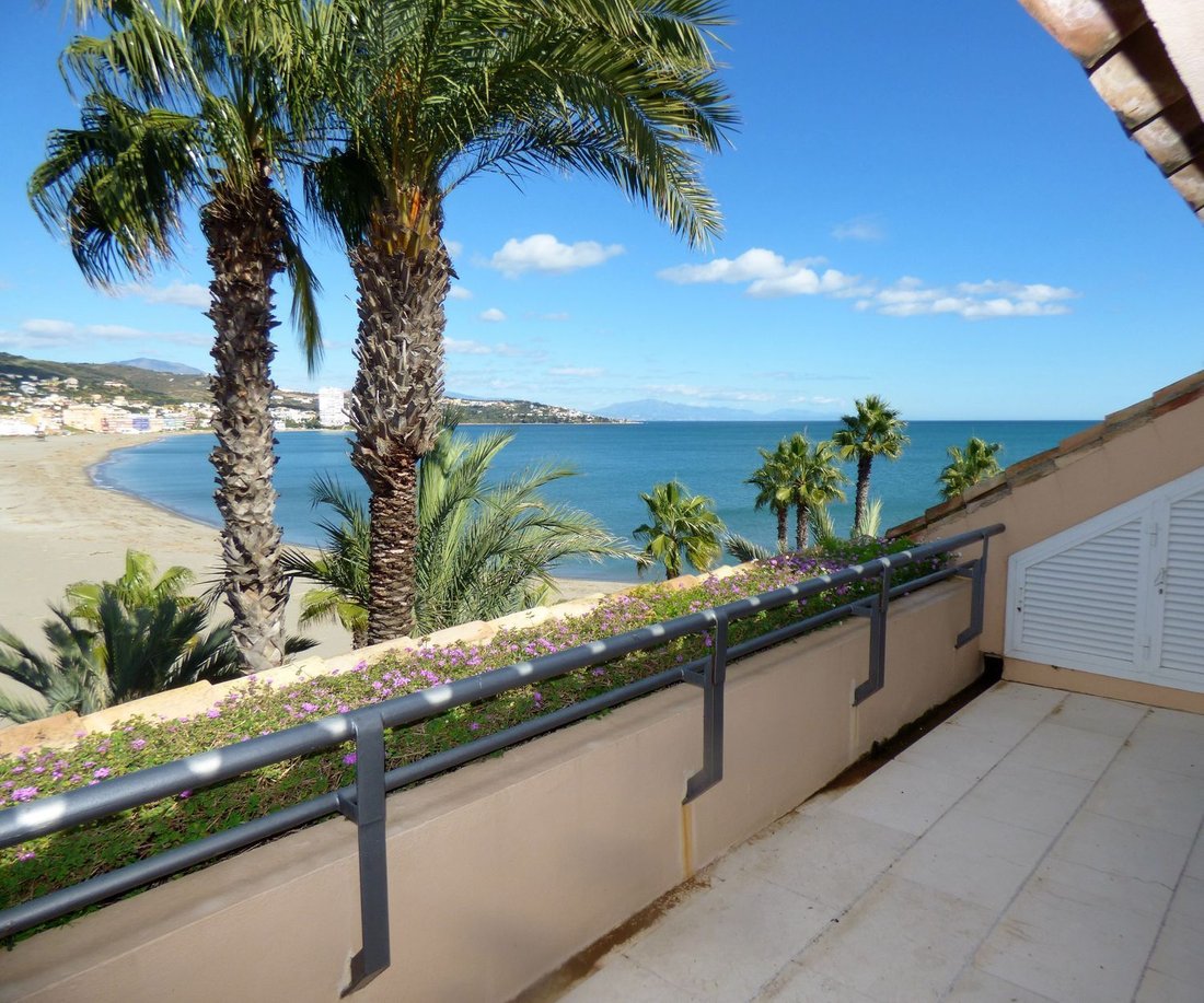Wohnung in Sotogrande, San Roque, Andalusien 1 - 14573155