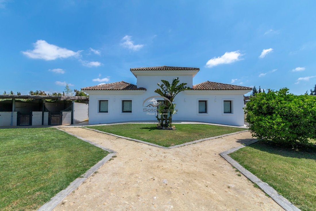 Country House in Sotogrande, San Roque, Andalusia 4 - 14573167