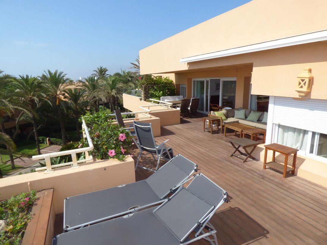 Appartamento a Sotogrande, San Roque, Andalusia 2 - 14573171