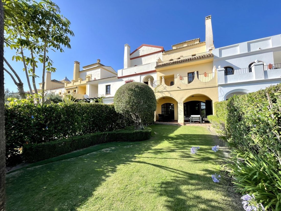 Apartment in Sotogrande, San Roque, Andalusia 1 - 14573233