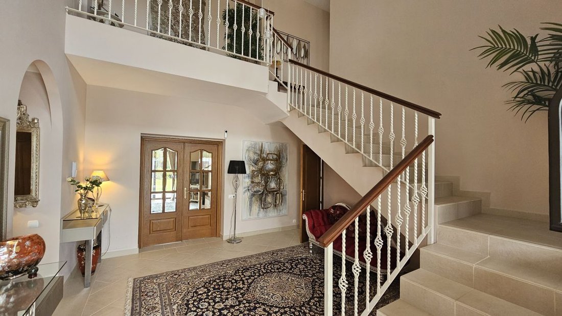 Villa in Sotogrande, San Roque, Andalusia 2 - 14573218