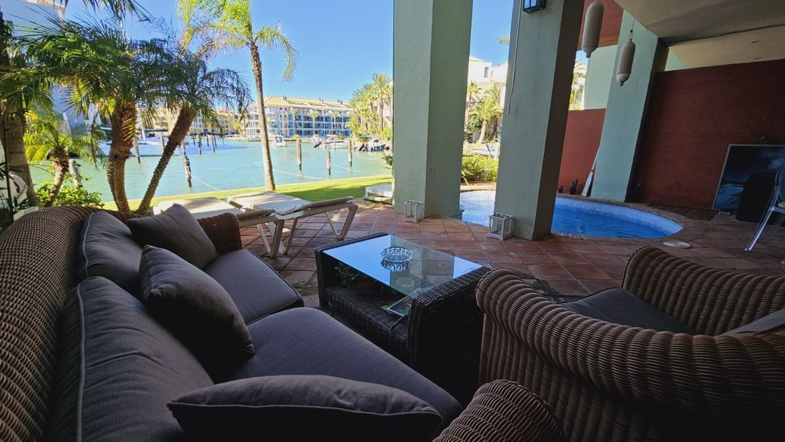 House in Sotogrande, San Roque, Andalusia 3 - 14573204