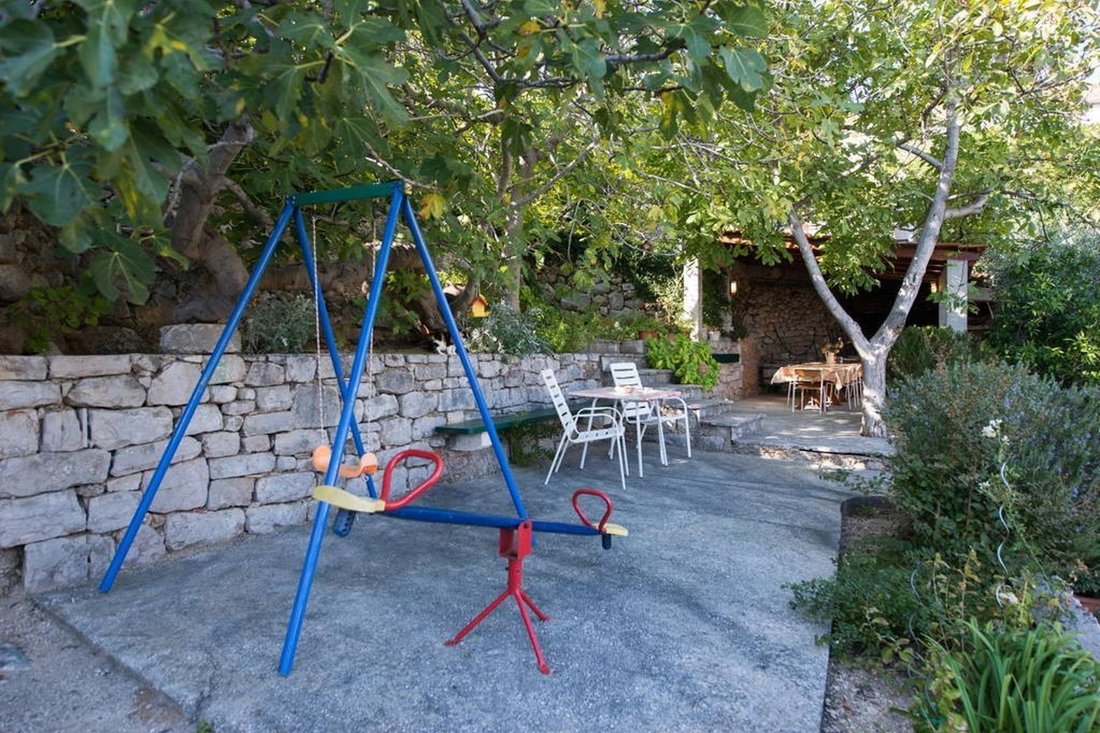 Villa in Bol, Split-Dalmatia County, Croatia 5 - 14575973