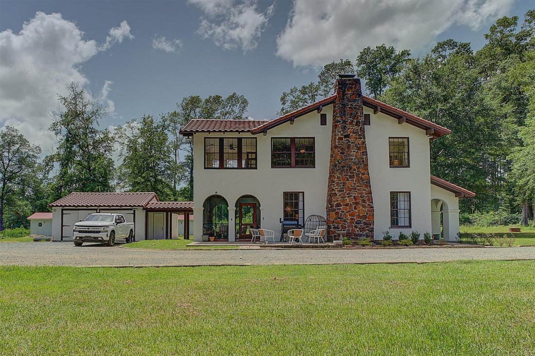 House in Texarkana, Texas, United States 5 - 14574734