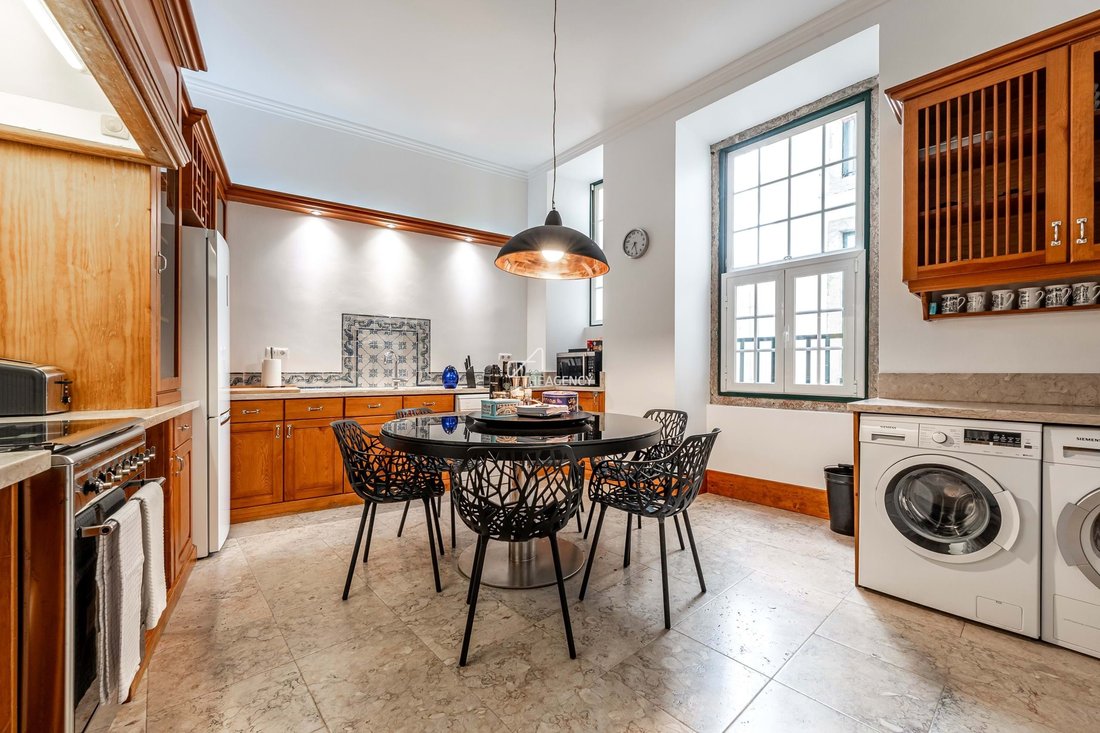 Apartment in Misericordia, Lisbon, Portugal 2 - 14573479