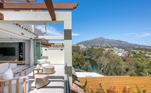 Apartamento en Nueva Andalucía, Marbella, España 1