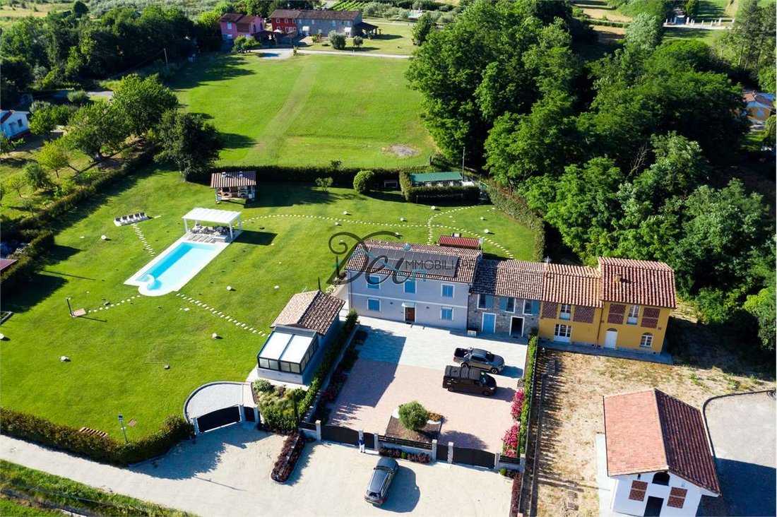 Estate in Capannori, Tuscany, Italy 5 - 14575582