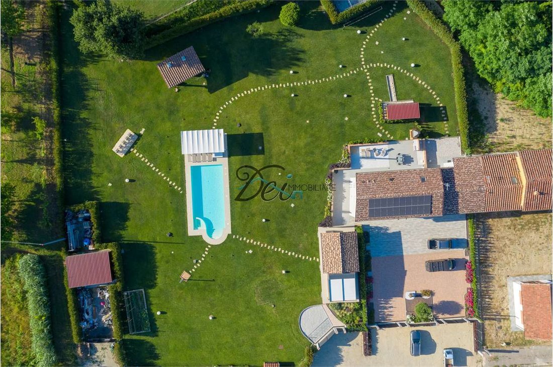 Estate in Capannori, Tuscany, Italy 3 - 14575582