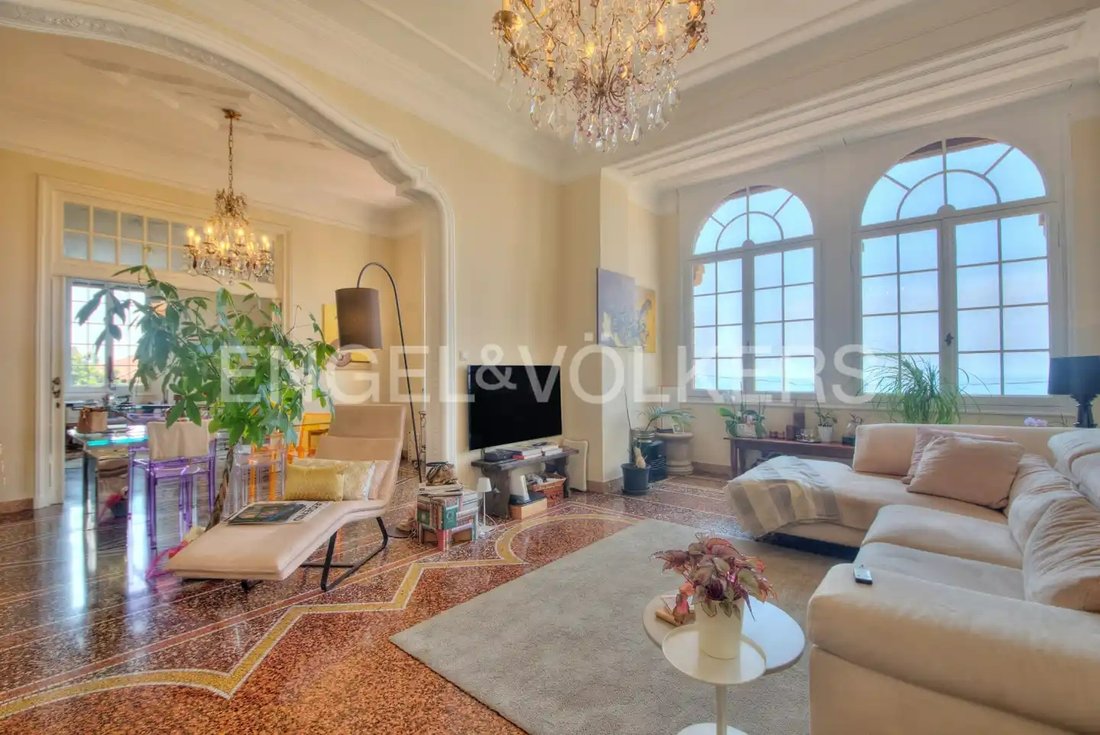 Villa in Quinto, Genoa, Italy 1 - 14577019