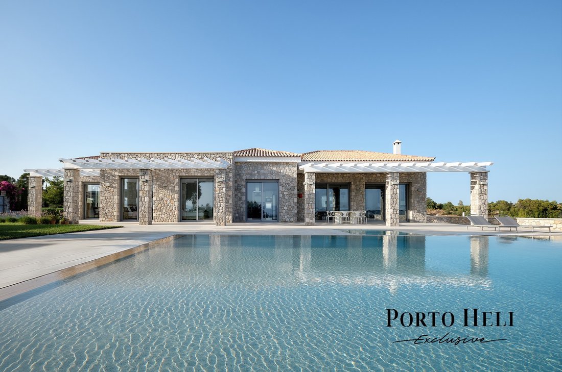 Villa in Koinotita Portoxeliou, Kranidi, Greece 1 - 14520653