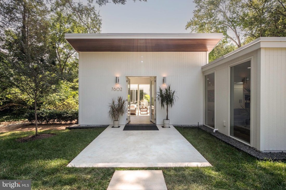 Prestigious Architectural Home In In Hybla Valley, Virginia, United