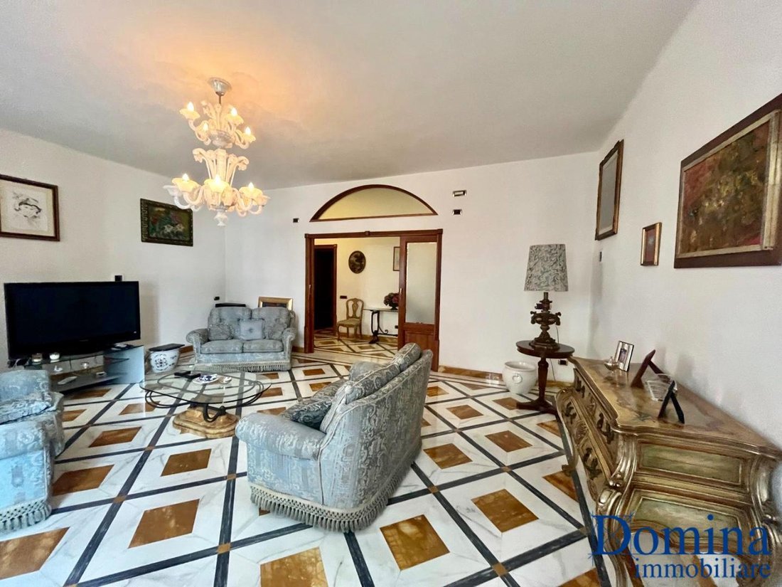 Apartment in Center, Massa, Italy 5 - 14579188