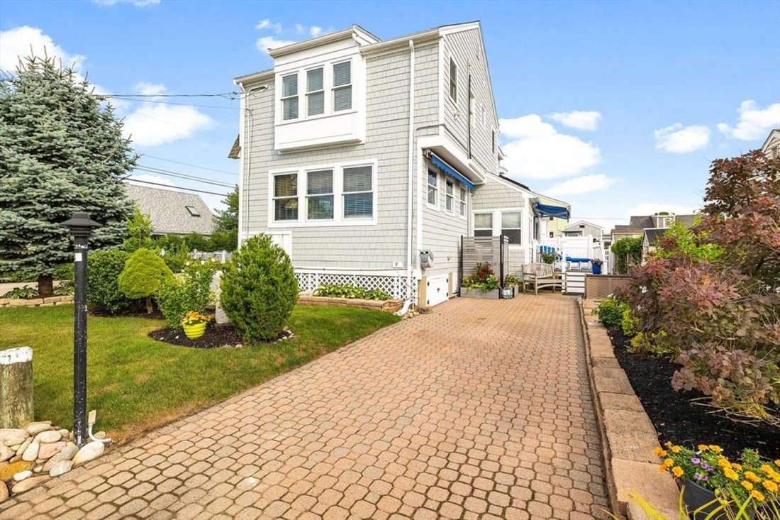 House in Marshfield, Massachusetts, United States 4 - 14581516