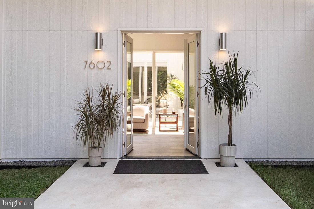 Prestigious Architectural Home In In Hybla Valley, Virginia, United